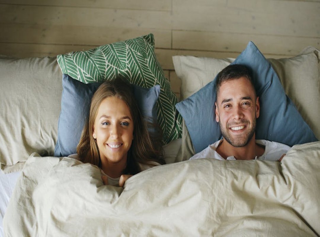 Why Are Tuzialadu Hotel Comforters so Fluffy
